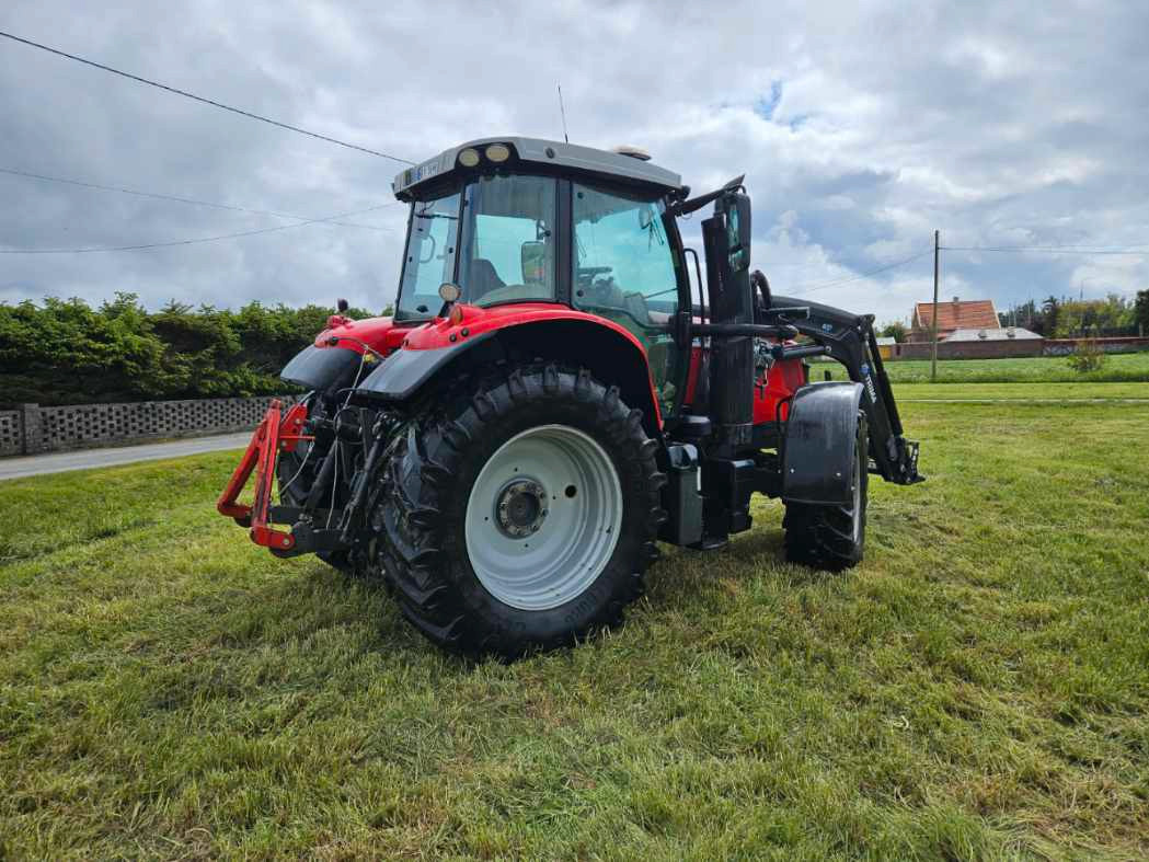 Massey Ferguson 6715S Dyna VT - Трактор: снимка 5 Massey Ferguson 6715S Dyna VT - Трактор: снимка 5