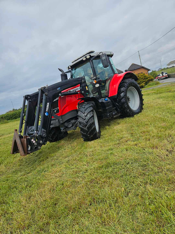 Massey Ferguson 6715S Dyna VT - Трактор: снимка 2 Massey Ferguson 6715S Dyna VT - Трактор: снимка 2