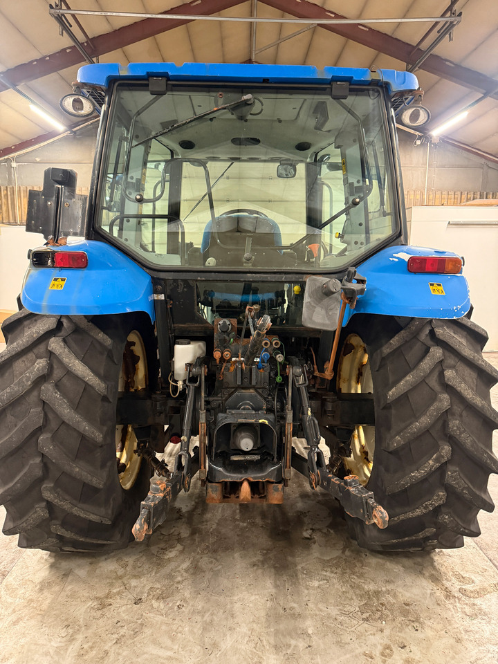 New Holland T5060 - Трактор: снимка 4 New Holland T5060 - Трактор: снимка 4