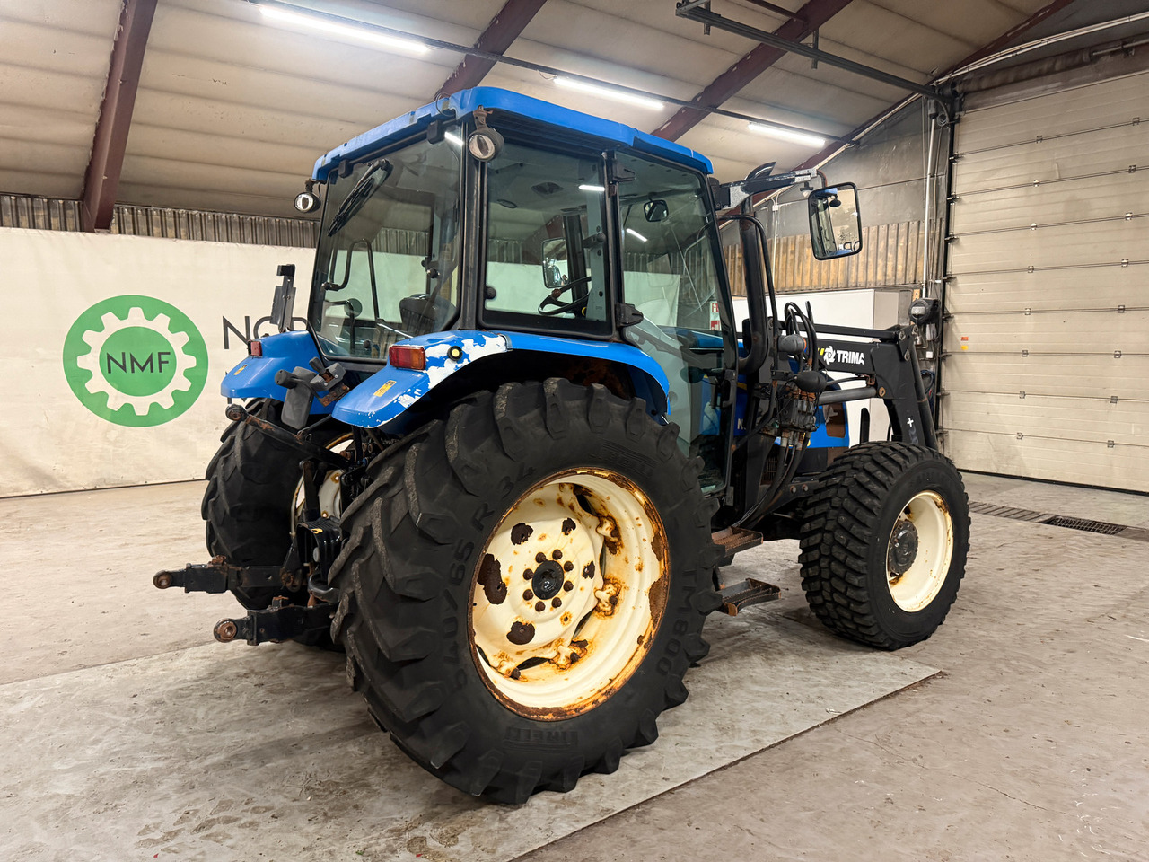 New Holland T5060 - Трактор: снимка 5 New Holland T5060 - Трактор: снимка 5