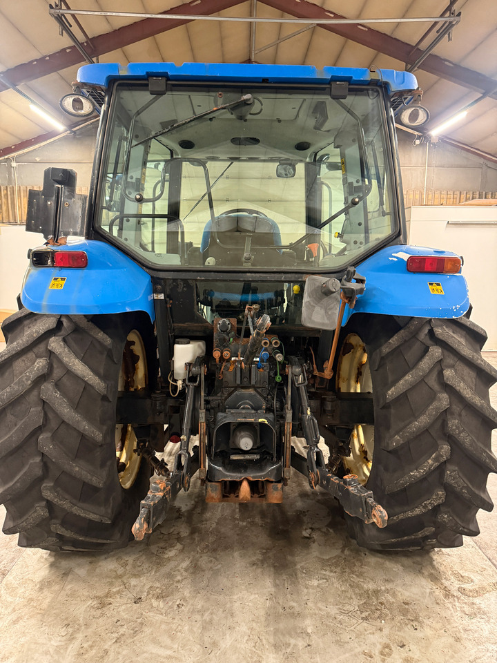 New Holland T5060 - Трактор: снимка 4 New Holland T5060 - Трактор: снимка 4