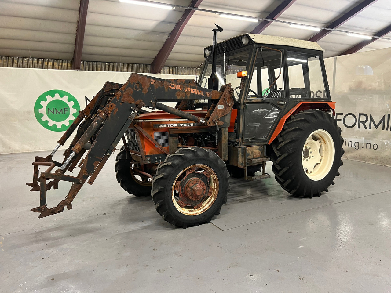 Zetor 7045 (Redusert moms) - Трактор: снимка 2 Zetor 7045 (Redusert moms) - Трактор: снимка 2