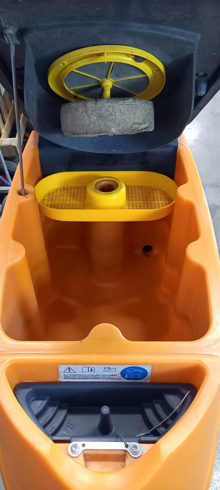 TASKI Swingo 755 - Подопочистваща машина: снимка 3 TASKI Swingo 755 - Подопочистваща машина: снимка 3