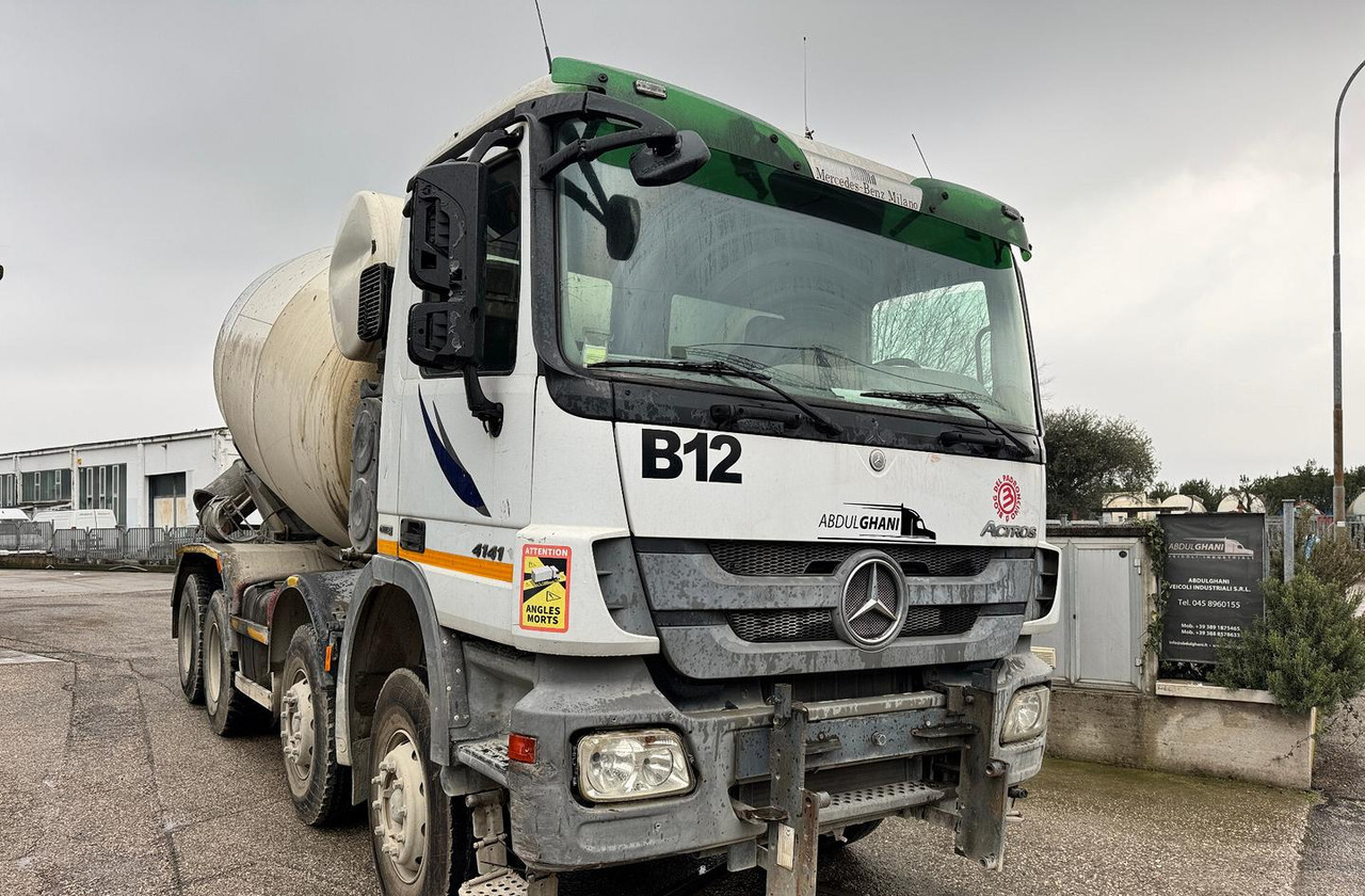 Autobetoniera Armec PHY120 su telaio Mercedes-Benz - Бетоновоз: снимка 2 Autobetoniera Armec PHY120 su telaio Mercedes-Benz - Бетоновоз: снимка 2