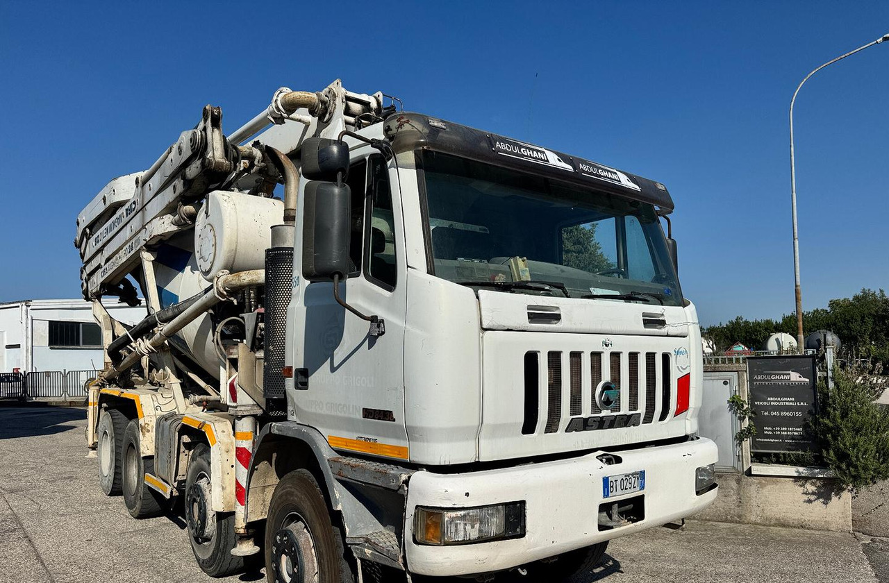 Betonpompa CIFA ASTRA HD84.38 - 2003 - Миксер-помпа: снимка 3 Betonpompa CIFA ASTRA HD84.38 - 2003 - Миксер-помпа: снимка 3