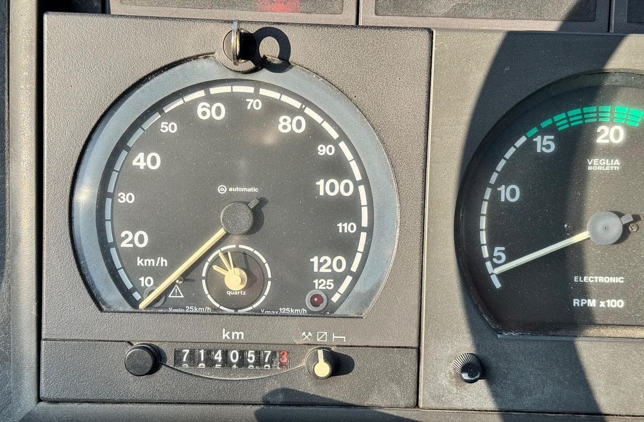 Iveco Eurocargo 150E23 con Gru HIAB - Бордови камион, Камион с кран: снимка 3 Iveco Eurocargo 150E23 con Gru HIAB - Бордови камион, Камион с кран: снимка 3