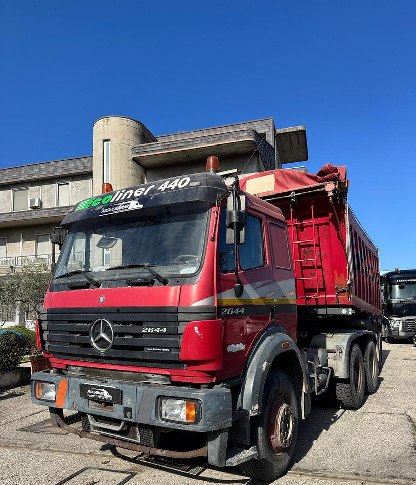 Mercedes Benz SK 2644 ( 6X4 ) V8 - Самосвал камион: снимка 2 Mercedes Benz SK 2644 ( 6X4 ) V8 - Самосвал камион: снимка 2