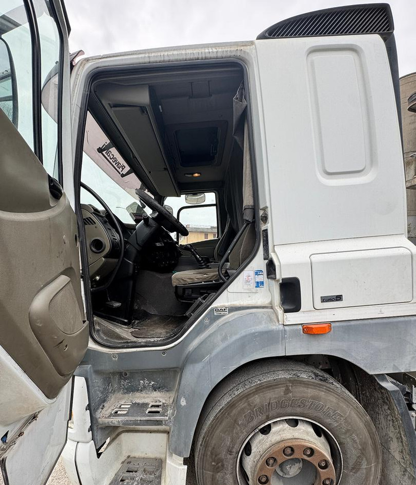 DAF CF 85.460 / Anno 2007 / Euro 5 - Влекач: снимка 4 DAF CF 85.460 / Anno 2007 / Euro 5 - Влекач: снимка 4