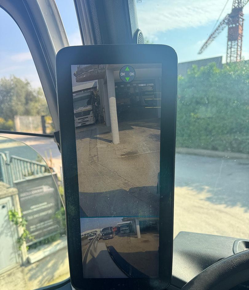 Влекач Mercedes Benz Actros 1848 - 2020: снимка 10 Влекач Mercedes Benz Actros 1848 - 2020: снимка 10