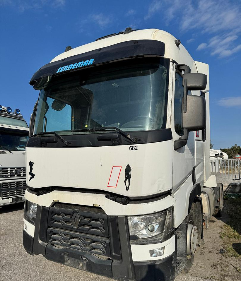 Renault T460 / 2015 / Euro 6 - Влекач: снимка 4 Renault T460 / 2015 / Euro 6 - Влекач: снимка 4
