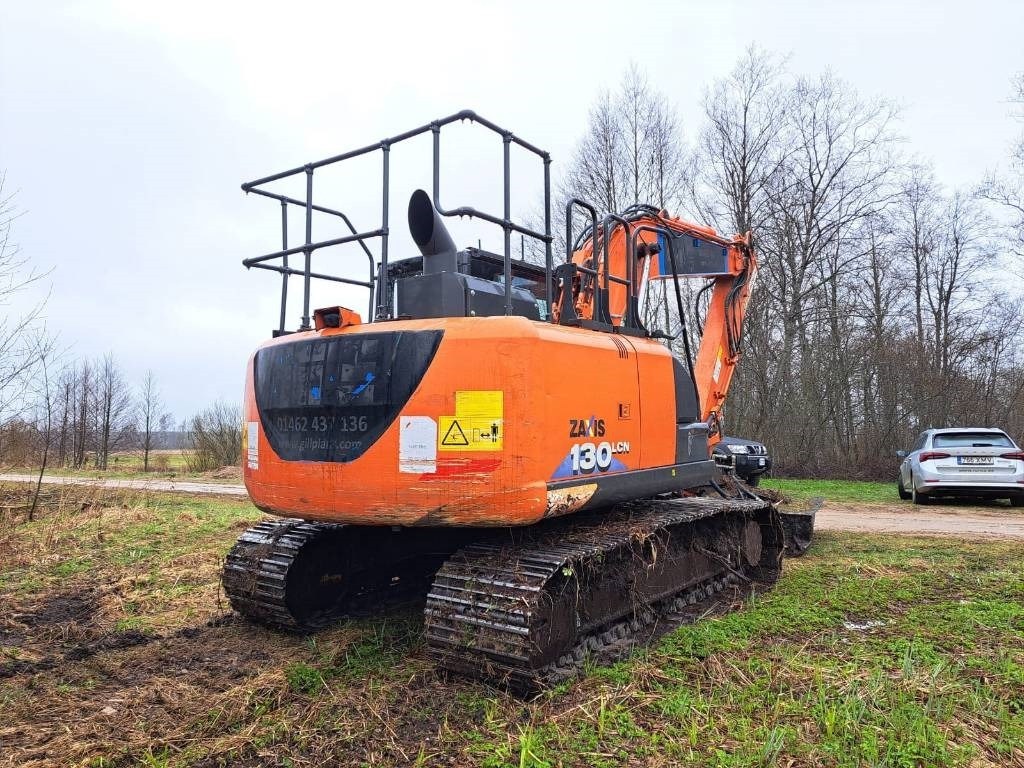 Hitachi ZX 130 LC N-6 - Верижен багер: снимка 5 Hitachi ZX 130 LC N-6 - Верижен багер: снимка 5