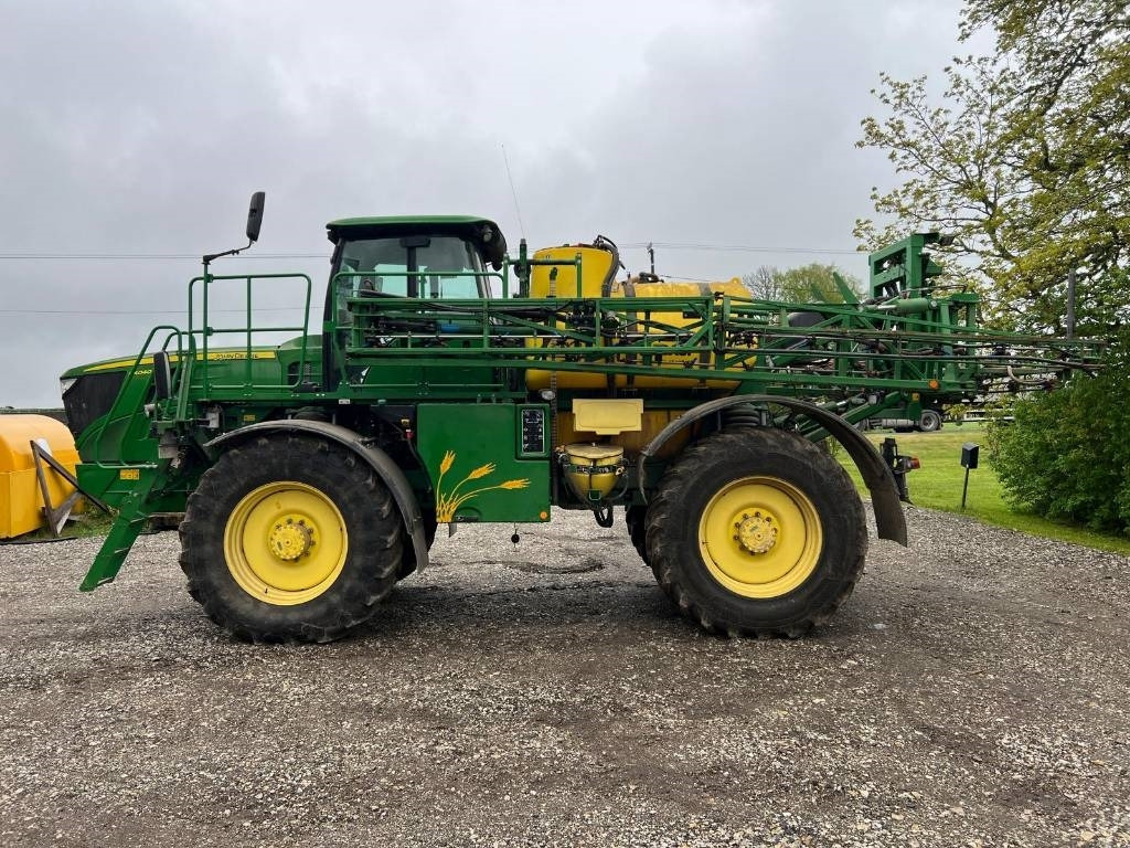John Deere R4040i - Самоходна пръскачка: снимка 5 John Deere R4040i - Самоходна пръскачка: снимка 5