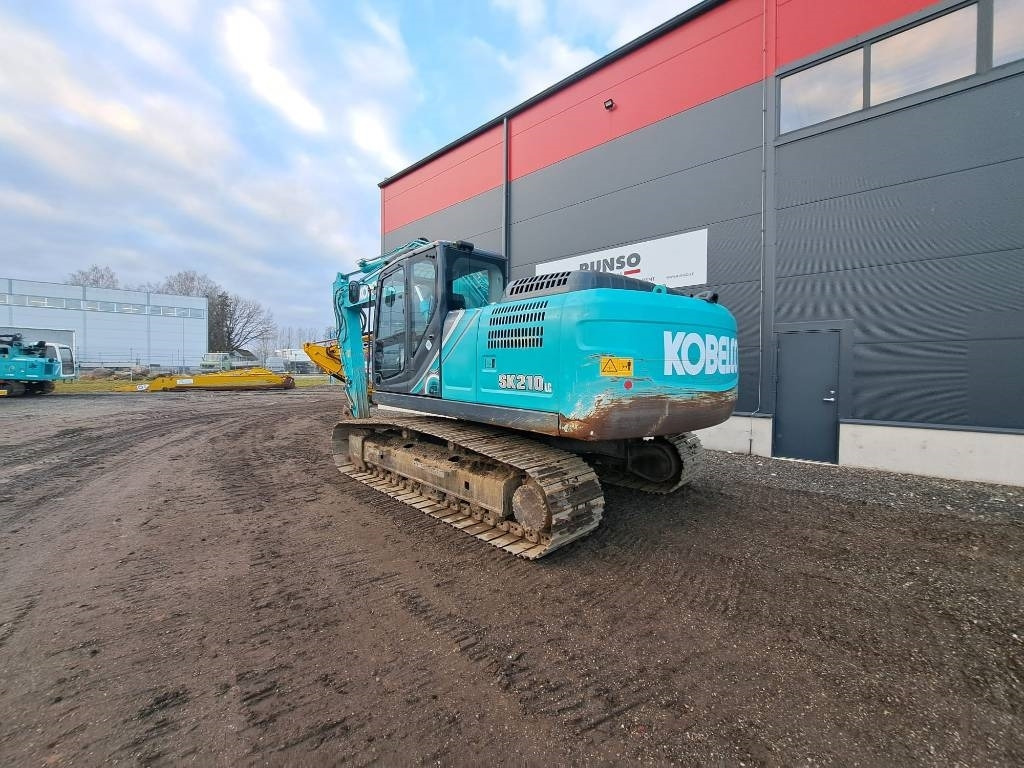 Kobelco SK 210 LC-10 - Верижен багер: снимка 3 Kobelco SK 210 LC-10 - Верижен багер: снимка 3