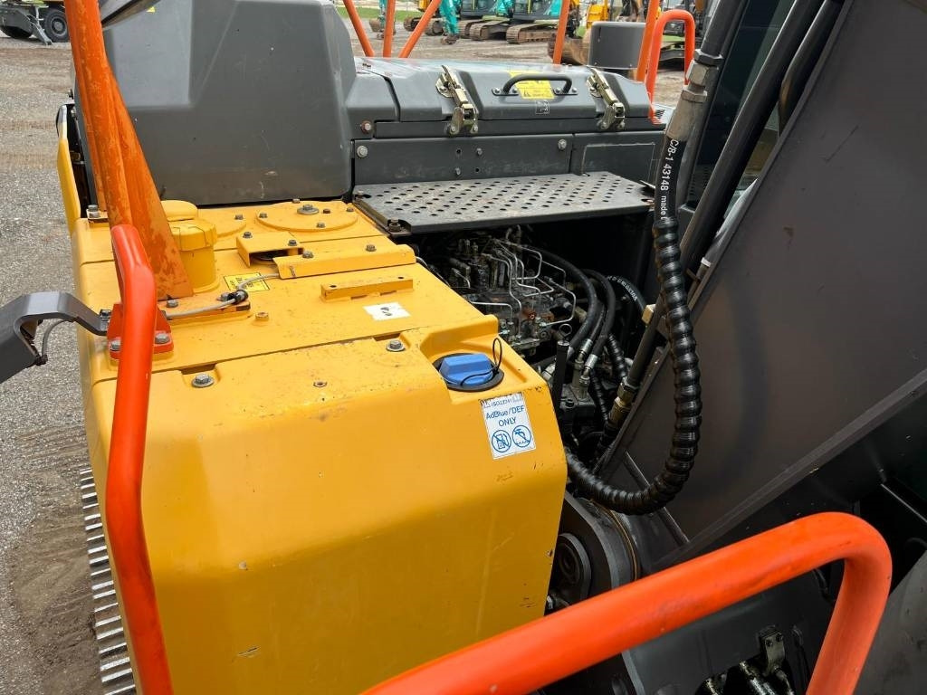 Верижен багер Volvo EC 140 EL: снимка 10