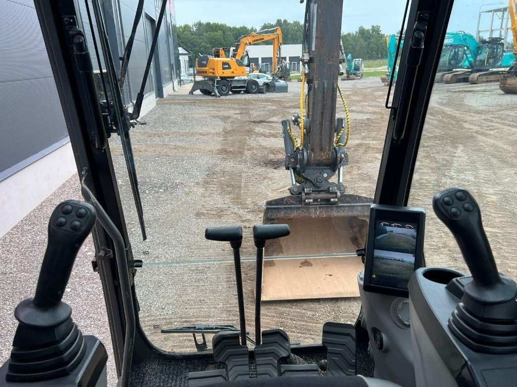 Верижен багер Volvo EC 140 EL: снимка 28