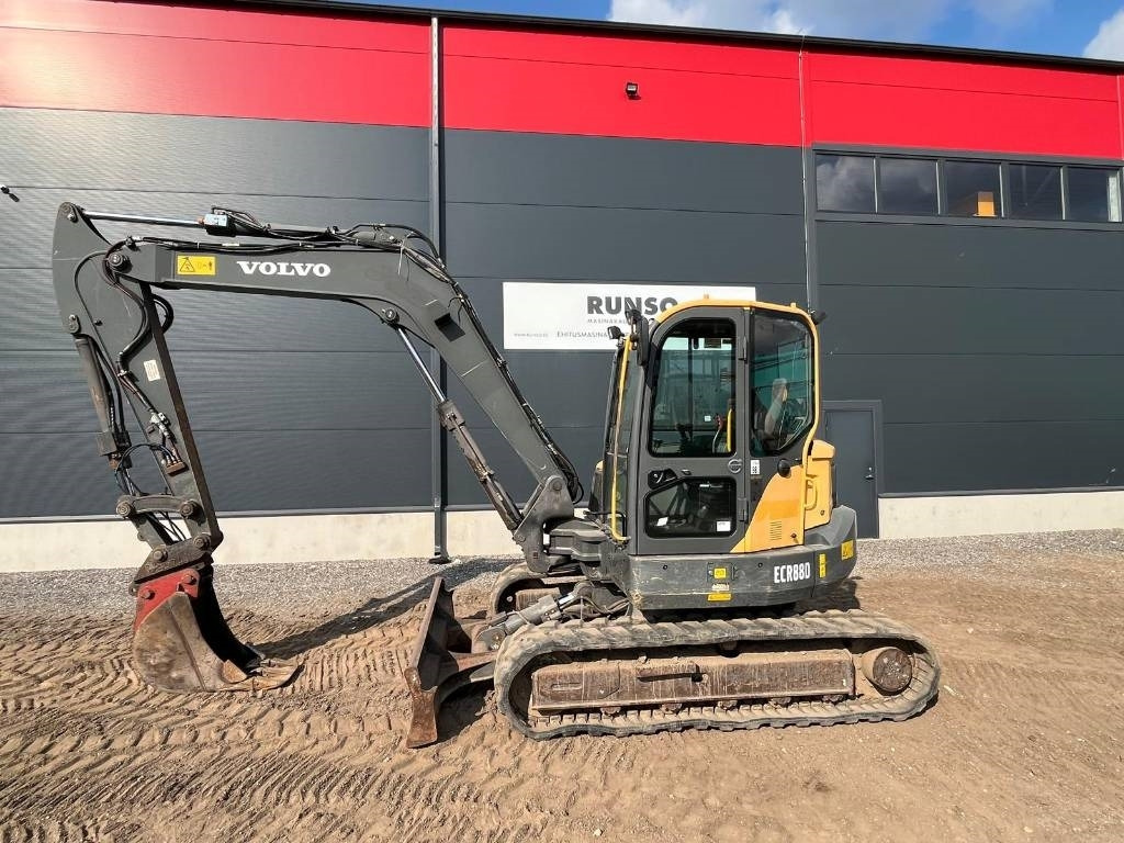 Volvo ECR 88 D - Мини багер: снимка 2 Volvo ECR 88 D - Мини багер: снимка 2
