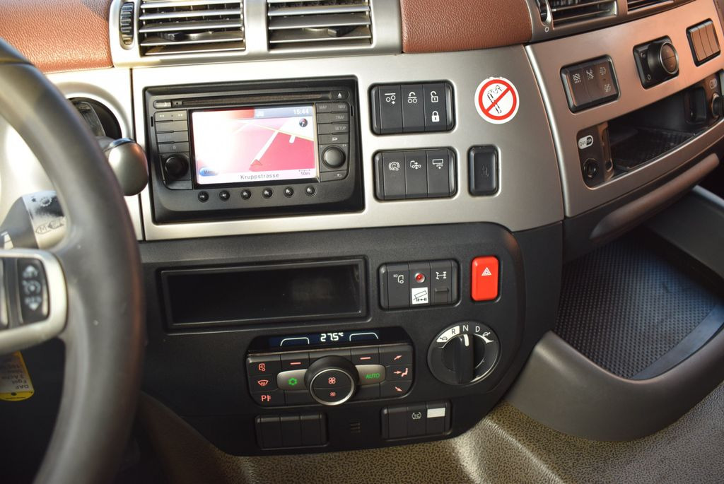 Нови Самосвал камион DAF  CF 450 6x2 Fahrgestell Klima Navi Lift Retarder: снимка 23