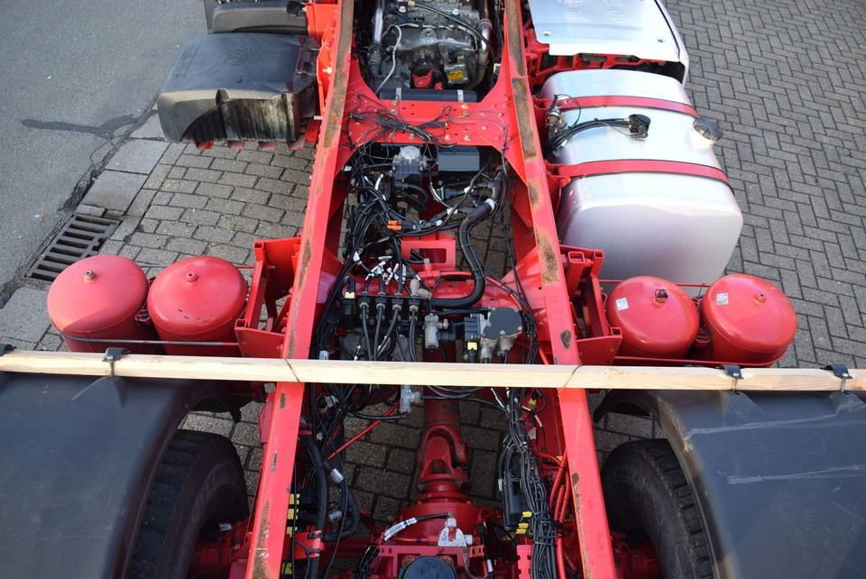 Шаси кабина DAF  CF 450 6x2 Fahrgestell Klima Navi Lift Retarder: снимка 14