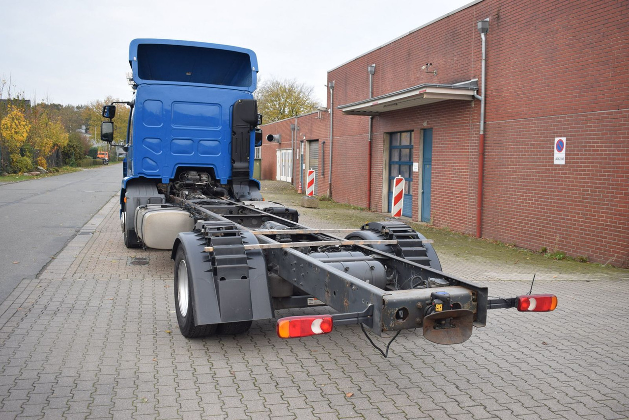 DAF LF 280 Fahrgestell Klima Navi 8-Gang ACC AHK - Шаси кабина: снимка 5 DAF LF 280 Fahrgestell Klima Navi 8-Gang ACC AHK - Шаси кабина: снимка 5