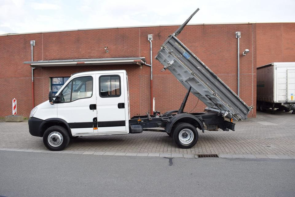 Iveco Daily 70 C17 Meiller Kipper Nutzlast 3100KG - Бус самосвал, Бус с двойна кабина: снимка 3 Iveco Daily 70 C17 Meiller Kipper Nutzlast 3100KG - Бус самосвал, Бус с двойна кабина: снимка 3