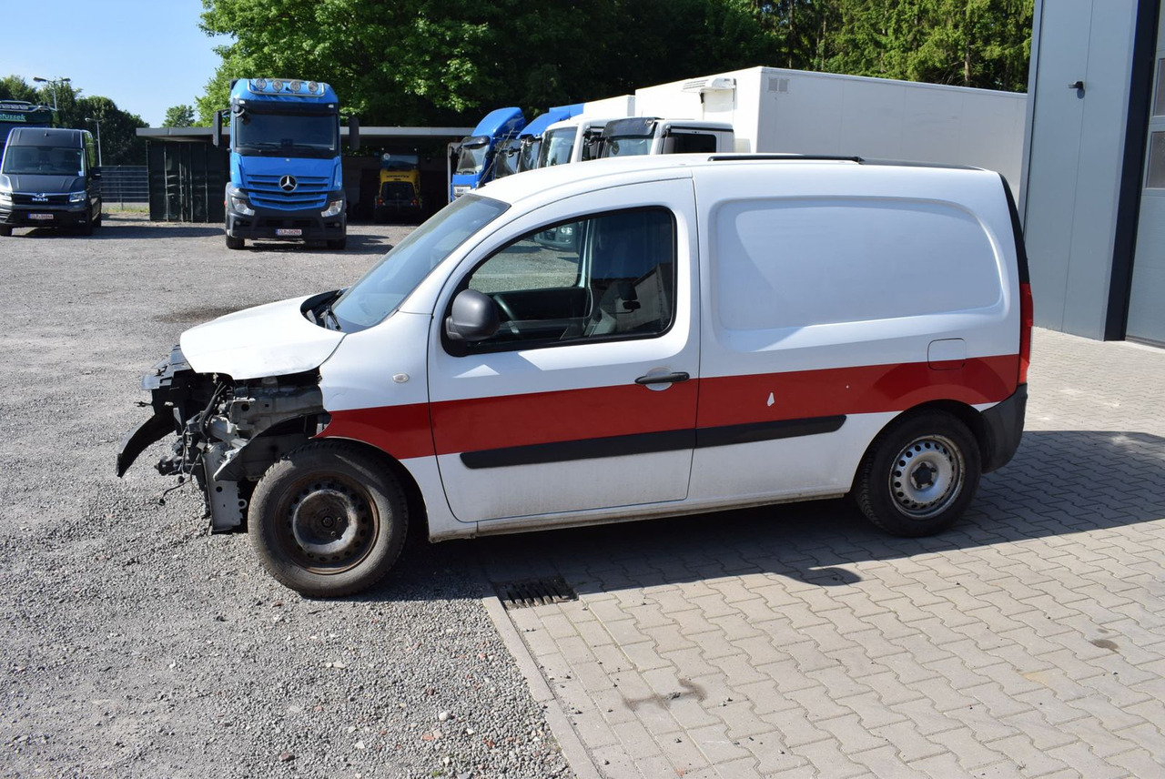 Mercedes-Benz Citan 109 CDI lang Klima AHK Regale UNFALL - Малък ван: снимка 5 Mercedes-Benz Citan 109 CDI lang Klima AHK Regale UNFALL - Малък ван: снимка 5