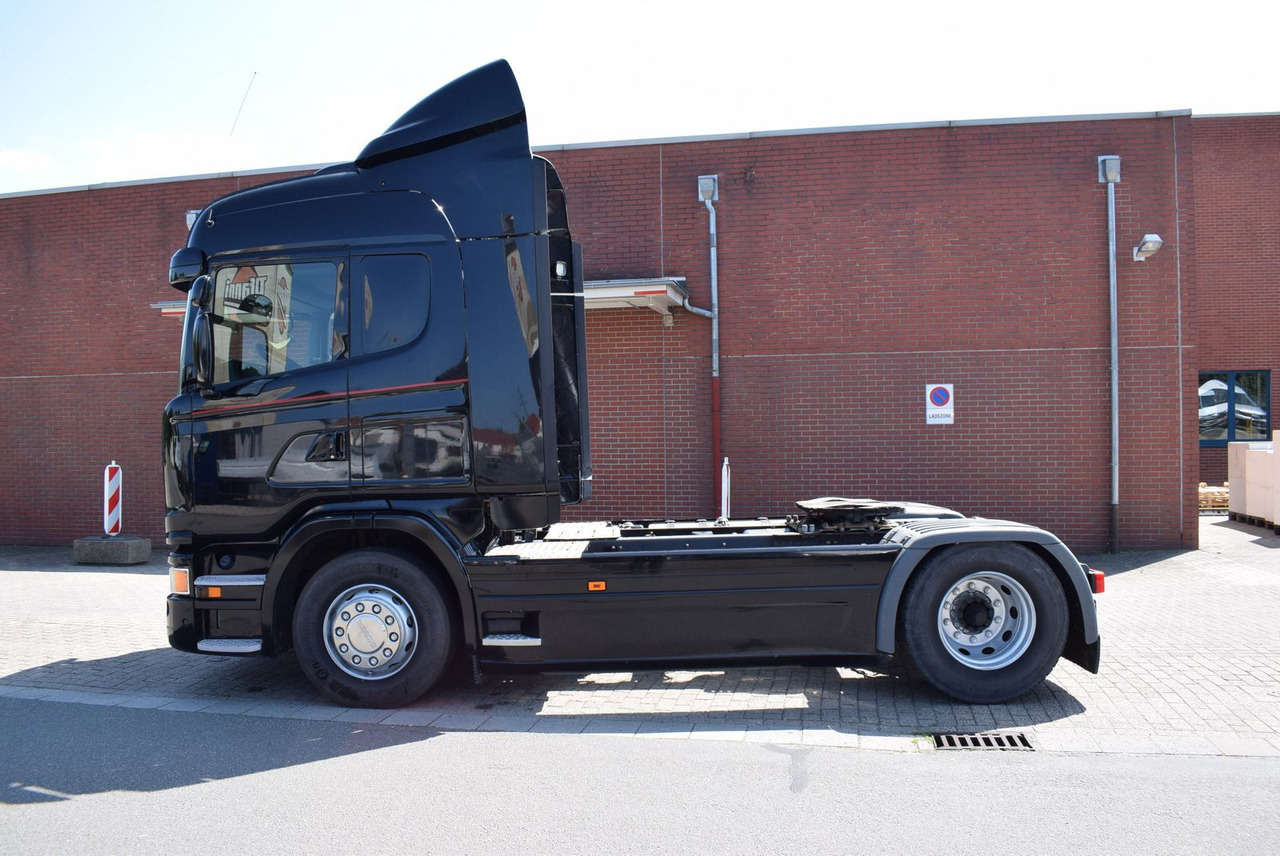 Scania R410 Highline Retarder Klima Standklima ACC - Влекач: снимка 3 Scania R410 Highline Retarder Klima Standklima ACC - Влекач: снимка 3