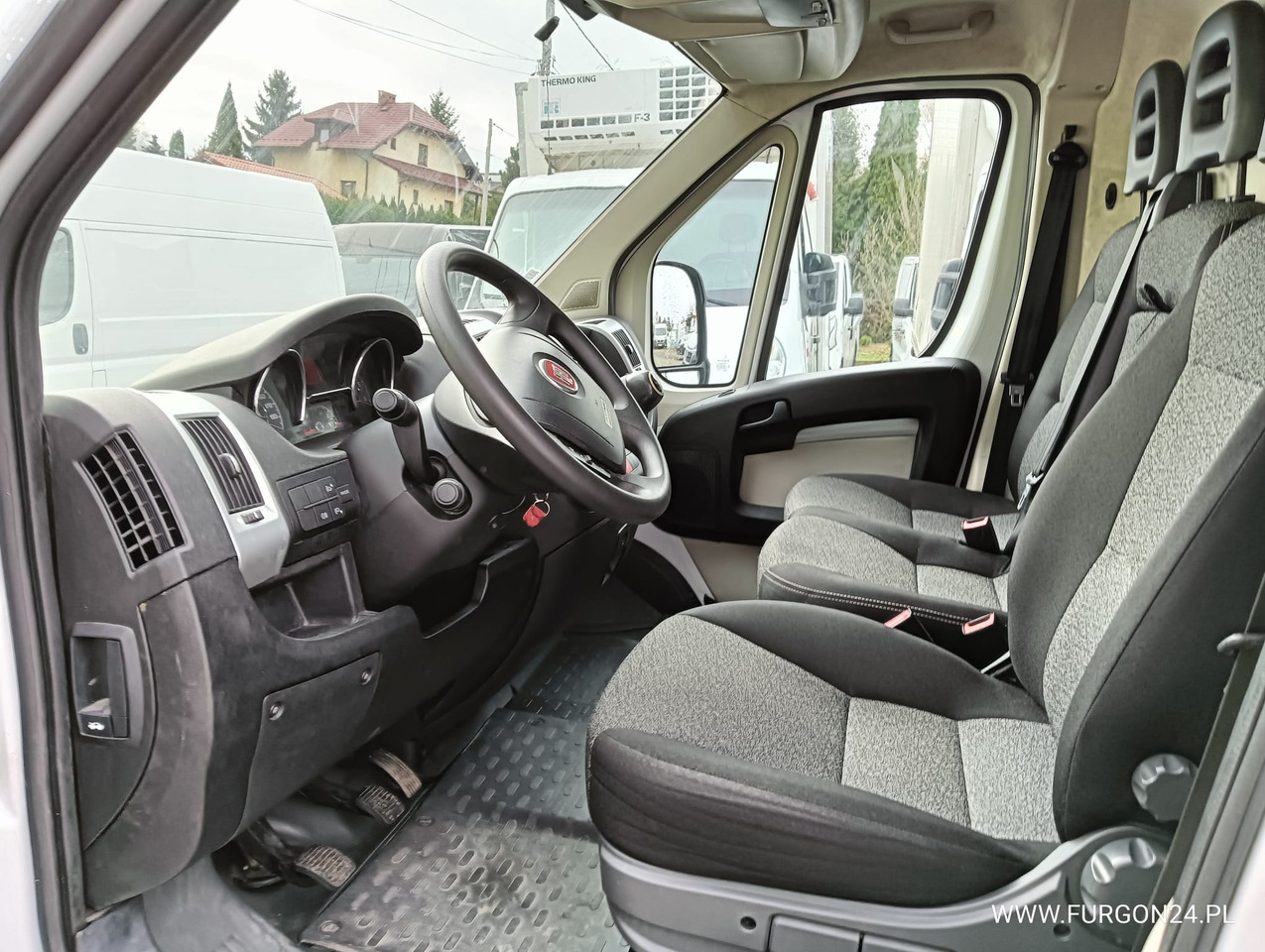 Interior photo 1: Малък ван FIAT DUCATO FURGON BLASZAK L2H2 NR 787