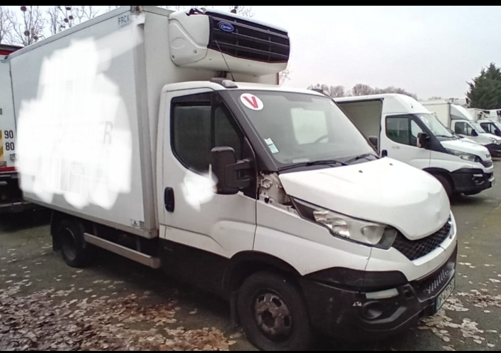 IVECO DAILY 35C13 CHŁODNIA NR 834 - Хладилен бус: снимка 1 IVECO DAILY 35C13 CHŁODNIA NR 834 - Хладилен бус: снимка 1