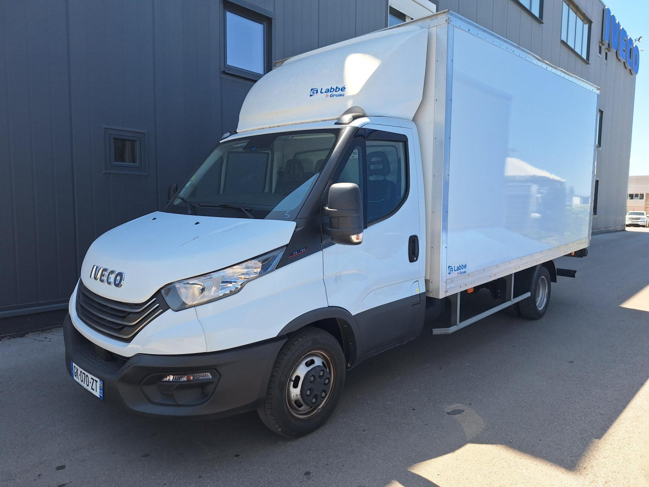 IVECO Daily 35 C 16 - Лекотоварен автомобил фургон: снимка 5 IVECO Daily 35 C 16 - Лекотоварен автомобил фургон: снимка 5