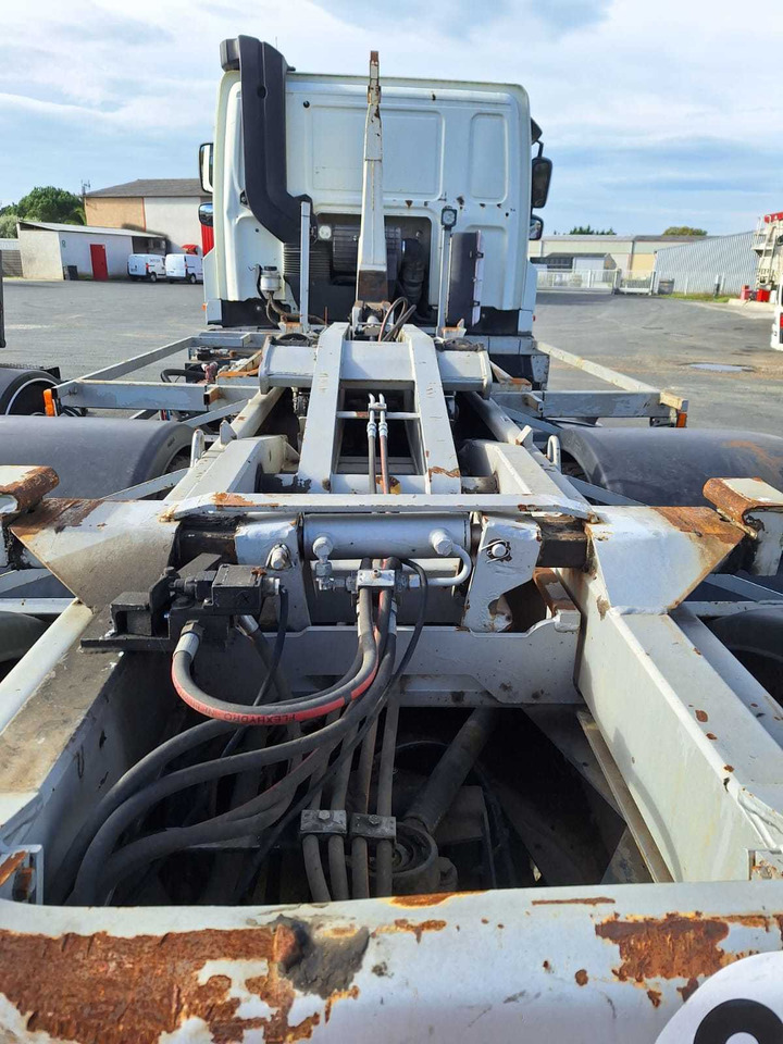 DAF CF - Мултилифт с кука камион: снимка 4 DAF CF - Мултилифт с кука камион: снимка 4