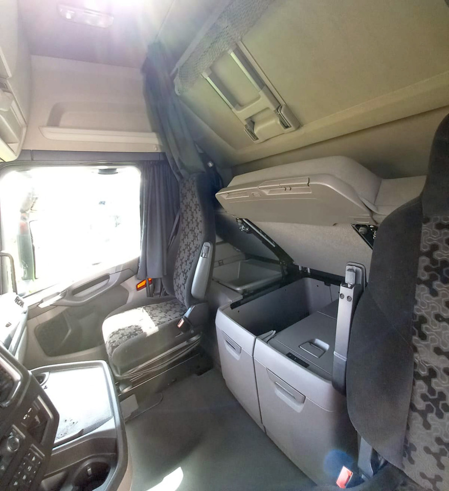 SCANIA S500 - Влекач: снимка 2 SCANIA S500 - Влекач: снимка 2