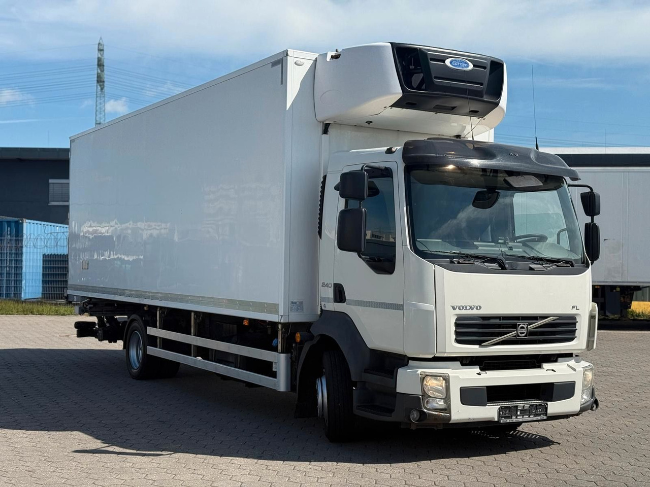 Volvo FL 240 Carrier Easy Cold+Hebebühne - Рефрижератор камион: снимка 2 Volvo FL 240 Carrier Easy Cold+Hebebühne - Рефрижератор камион: снимка 2