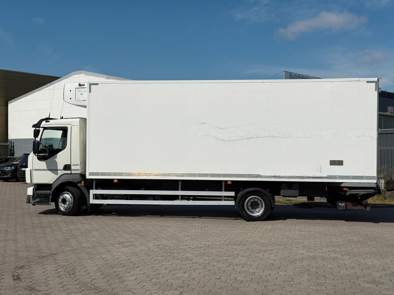 Volvo FL 240 Carrier Easy Cold+Hebebühne - Рефрижератор камион: снимка 4 Volvo FL 240 Carrier Easy Cold+Hebebühne - Рефрижератор камион: снимка 4