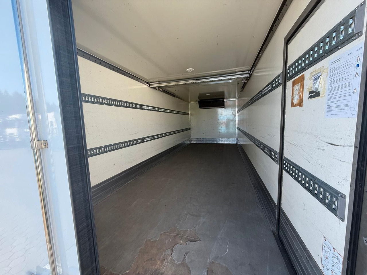 Лизинг на  Volvo FL 42 R 240 +Thermoking T-880R+Kamera Volvo FL 42 R 240 +Thermoking T-880R+Kamera: снимка 13