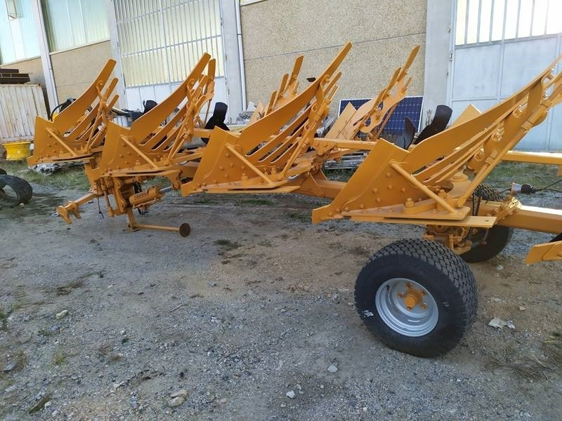 MORO PNT 14 (nuovo) - Плуг: снимка 2 MORO PNT 14 (nuovo) - Плуг: снимка 2