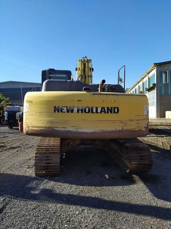 New Holland E 265 C - Верижен багер: снимка 3 New Holland E 265 C - Верижен багер: снимка 3
