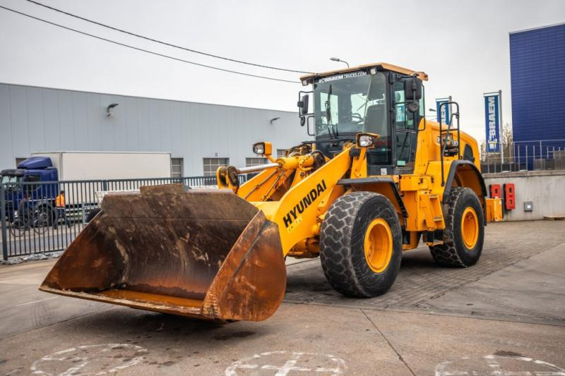 Hyundai HL955XT - Колесен товарач: снимка 1 Hyundai HL955XT - Колесен товарач: снимка 1