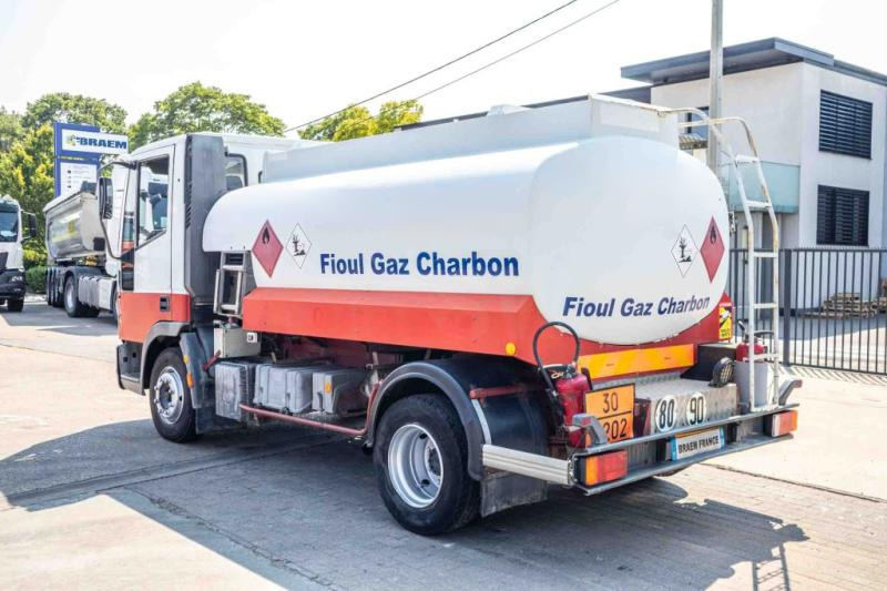Iveco 85E15+ CITERNE 5000 L - Камион цистерна: снимка 4 Iveco 85E15+ CITERNE 5000 L - Камион цистерна: снимка 4