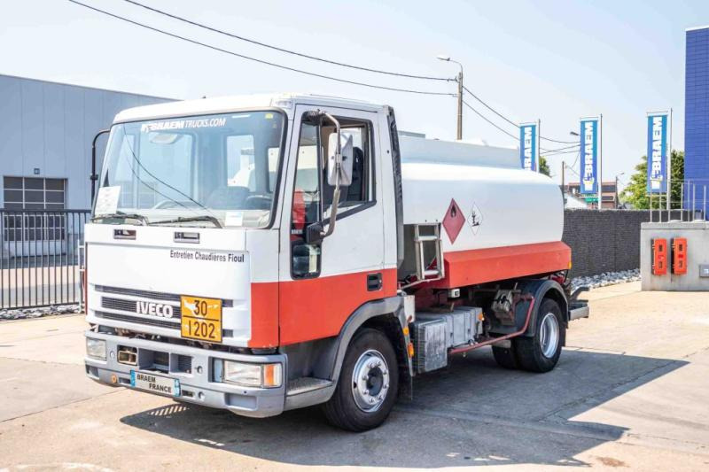 Iveco 85E15+ CITERNE 5000 L - Камион цистерна: снимка 1 Iveco 85E15+ CITERNE 5000 L - Камион цистерна: снимка 1