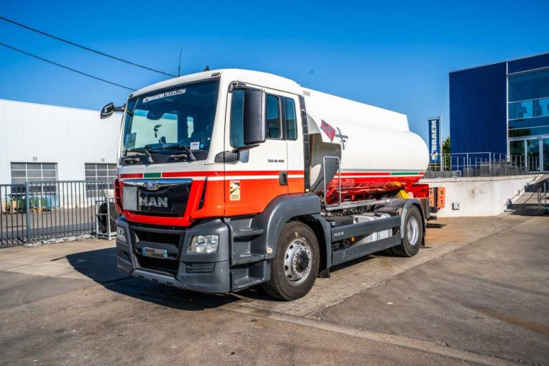 MAN TGS 18.400 4x4H +CM 11.500L /4 COMP - Камион цистерна: снимка 1 MAN TGS 18.400 4x4H +CM 11.500L /4 COMP - Камион цистерна: снимка 1
