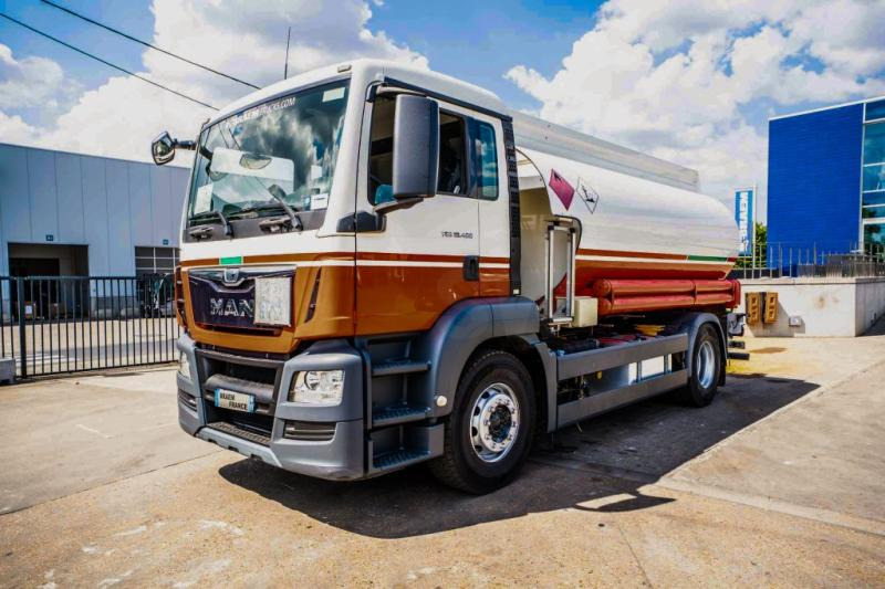 MAN TGS 18.400 BL+MAGYAR 13.500L / 5 COMP - Камион цистерна: снимка 1 MAN TGS 18.400 BL+MAGYAR 13.500L / 5 COMP - Камион цистерна: снимка 1