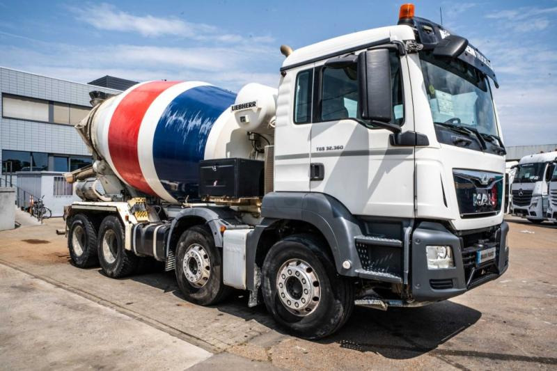 MAN TGS 32 360 BB+ LIEBHERR 9m3 - Бетоновоз: снимка 2 MAN TGS 32 360 BB+ LIEBHERR 9m3 - Бетоновоз: снимка 2