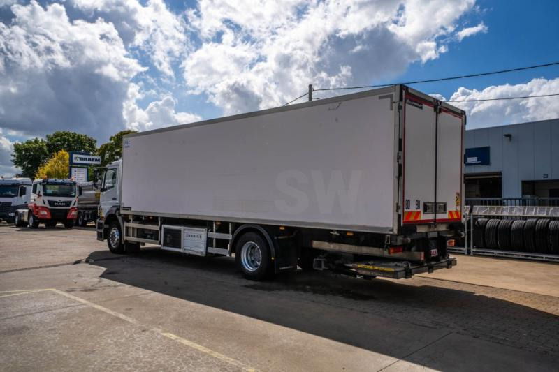 Mercedes AXOR 1829 BL-MP3 +CARRIER+DHOLLANDIA - Рефрижератор камион: снимка 5 Mercedes AXOR 1829 BL-MP3 +CARRIER+DHOLLANDIA - Рефрижератор камион: снимка 5