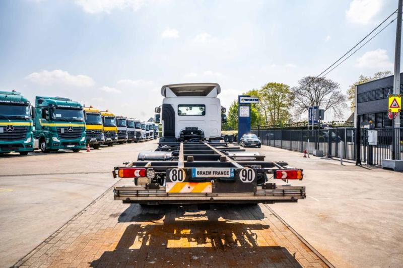 Renault D WIDE 380 DXI - Контейнеровоз/ Сменна каросерия камион: снимка 4 Renault D WIDE 380 DXI - Контейнеровоз/ Сменна каросерия камион: снимка 4