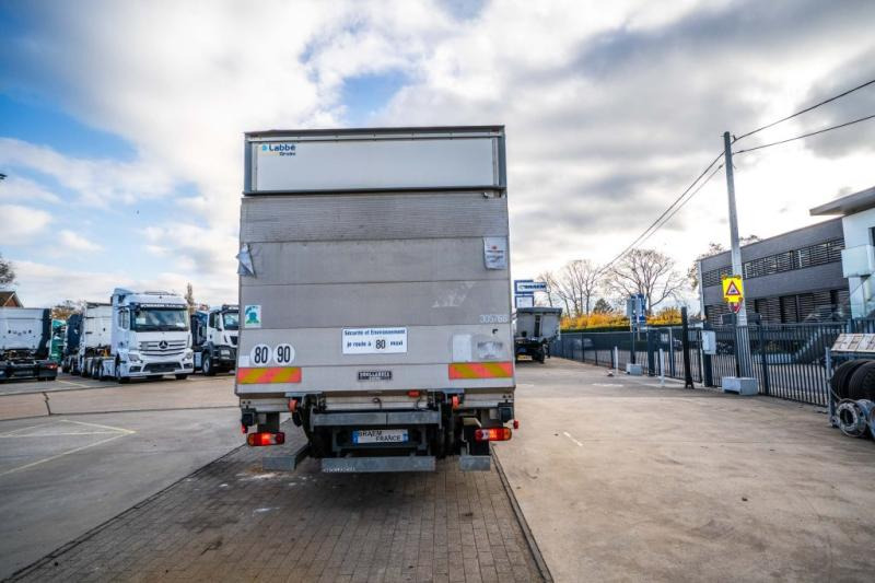 Renault D12 210 DXI // HAYON DHOLLANDIA - Камион фургон: снимка 4 Renault D12 210 DXI // HAYON DHOLLANDIA - Камион фургон: снимка 4