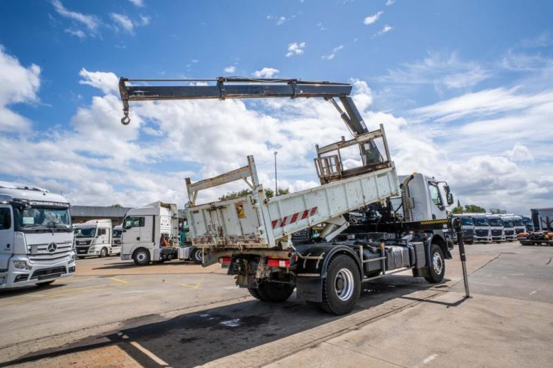 Renault KERAX 370 DXI + TRI BENNE+HIAB 16t/m + 2 EXT - Самосвал камион, Камион с кран: снимка 4 Renault KERAX 370 DXI + TRI BENNE+HIAB 16t/m + 2 EXT - Самосвал камион, Камион с кран: снимка 4