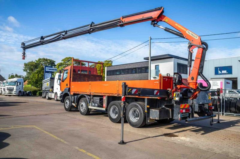 Renault KERAX 380DXI+E5+PK18TM/4EXT - Бордови камион, Камион с кран: снимка 4 Renault KERAX 380DXI+E5+PK18TM/4EXT - Бордови камион, Камион с кран: снимка 4