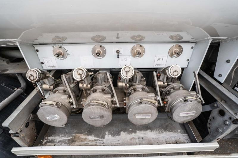 Камион цистерна Renault MIDLUM 270 (16t) DXI+CM 11000L /4 COMP: снимка 8