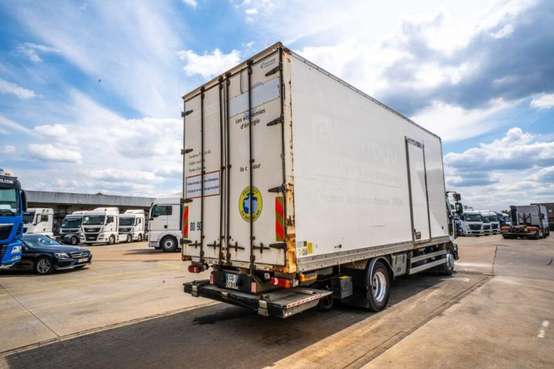 Renault MIDLUM 270 DXI (14T.)+DHOLLANDIA - Камион фургон: снимка 4 Renault MIDLUM 270 DXI (14T.)+DHOLLANDIA - Камион фургон: снимка 4