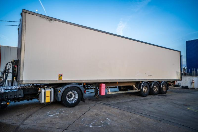 Samro S338D HPF+ PORTE FIT - Затворена каросерия полуремарке: снимка 1 Samro S338D HPF+ PORTE FIT - Затворена каросерия полуремарке: снимка 1